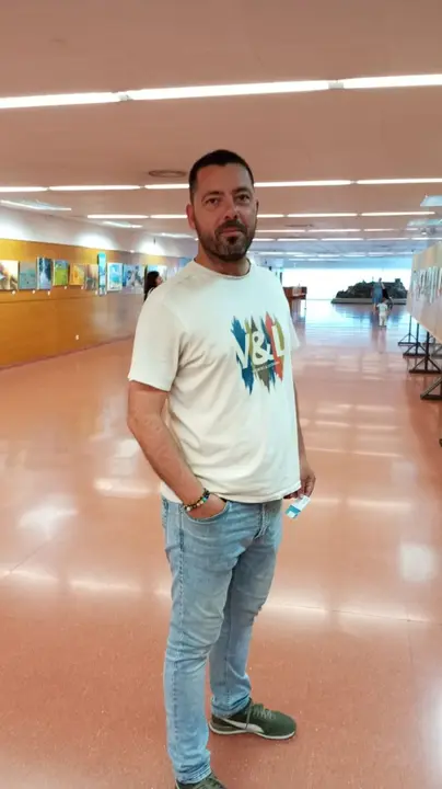 Marco Antonio del Polígono de toda la vida (PTV) le encanta que se hagan exposiciones culturales en el barrio