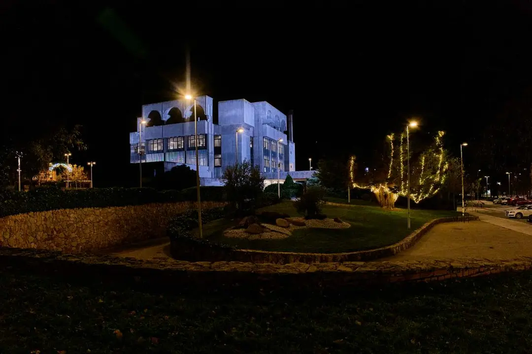 Biblioteca Almudena Grandes