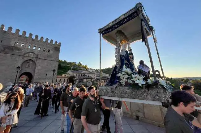 Procesión Virgen de la Cabeza