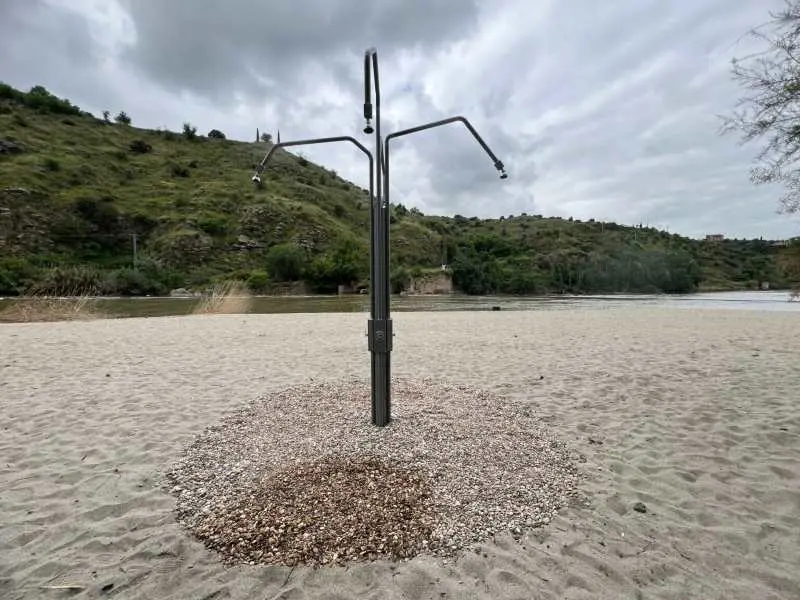 Ducha playa de Toledo