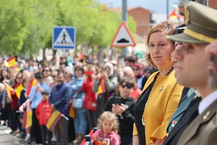 Presidenta de la Diputacion de Toledo preside los actos de la Guardia Real en Mocejon
