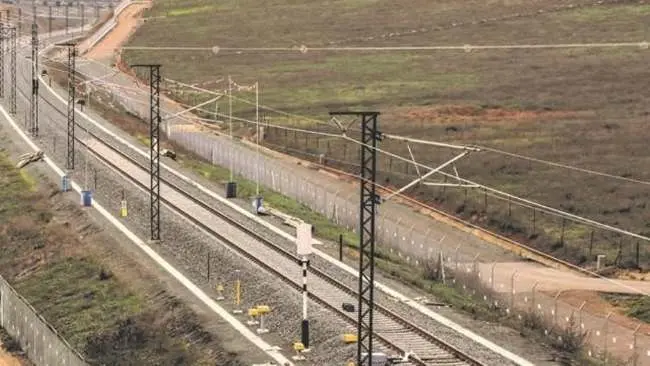 Electrificación de la línea de tren