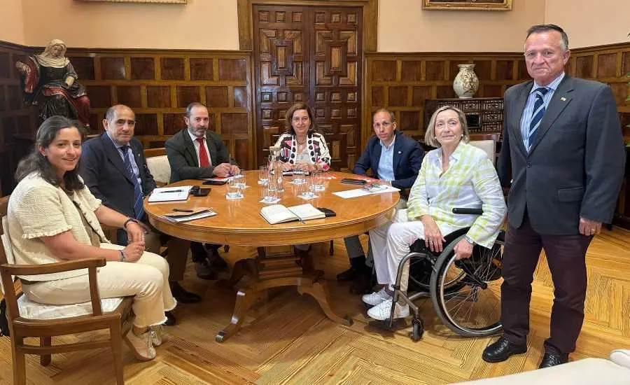 Representantes de las asociaciones  ELA