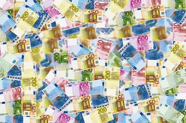 Dinero