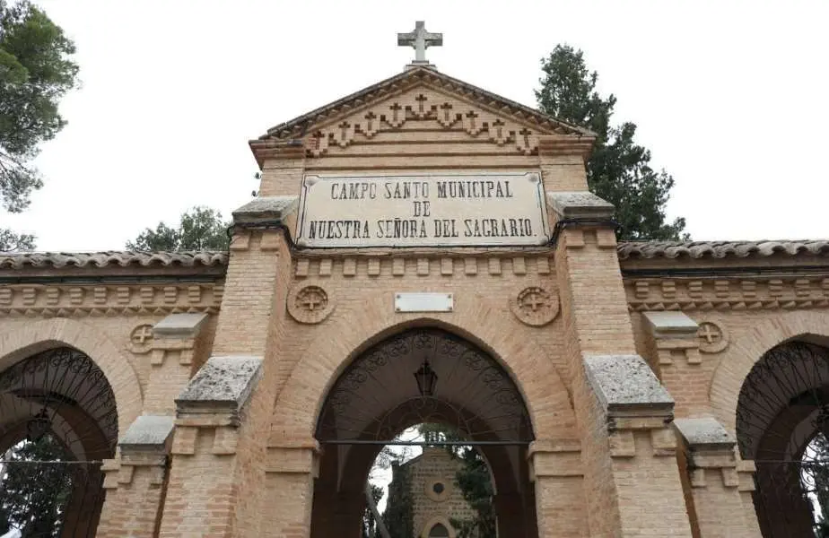 cementerio01-1200x779
