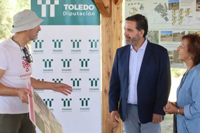 aeb25-23092025-romera-visita-el-yacimiento-de-guarrazar