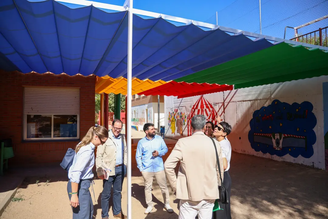 Toldos en el Garcilaso