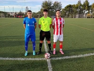 Capitánes y árbitro