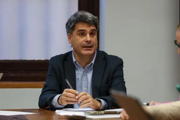 whatsapp-image-2025-11-18-at-11.49.55-1200x800