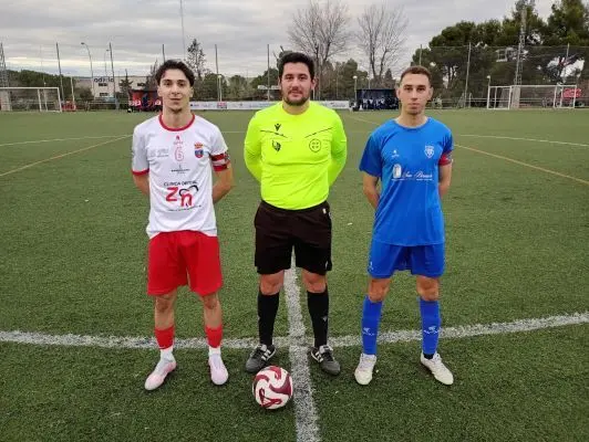 &Aacute;rbitro y capitanes