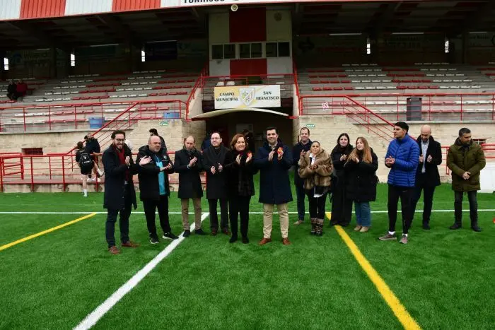 cedillo-inauguracion-campo-futbol-torrijos-3