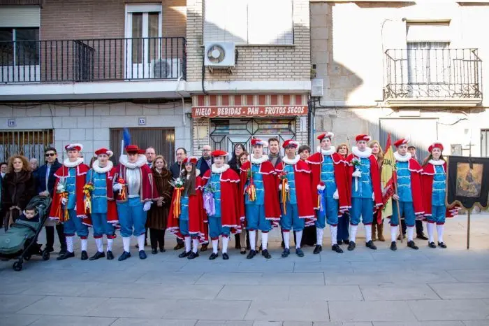 encamisada Menasalbas 2026