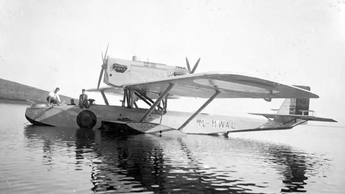 Hidroavi&oacute;n plus ultra