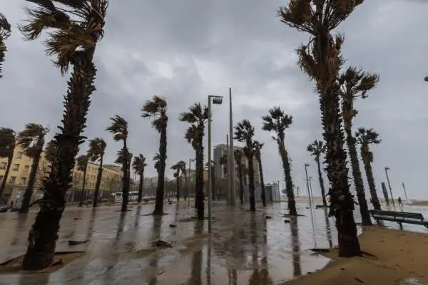 Alerta m&aacute;xima por viento en Catalu&ntilde;a