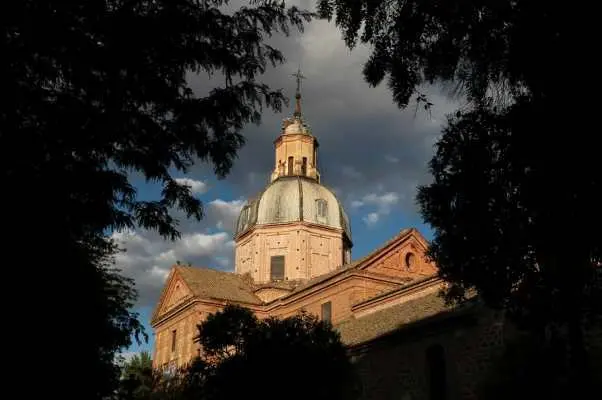 Bas&iacute;lica Nuestra Se&ntilde;ora del Prado