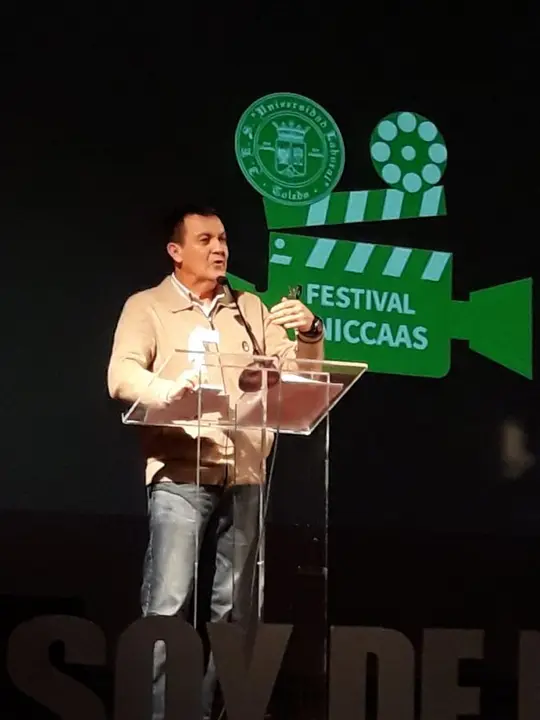 Luis &Aacute;ngel Corrales, Director del IES Universidad Laboral de Toledo inaugurando el Festival UNICCAAS