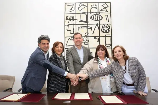 firma-convenio-2.23-03-26-1200x800