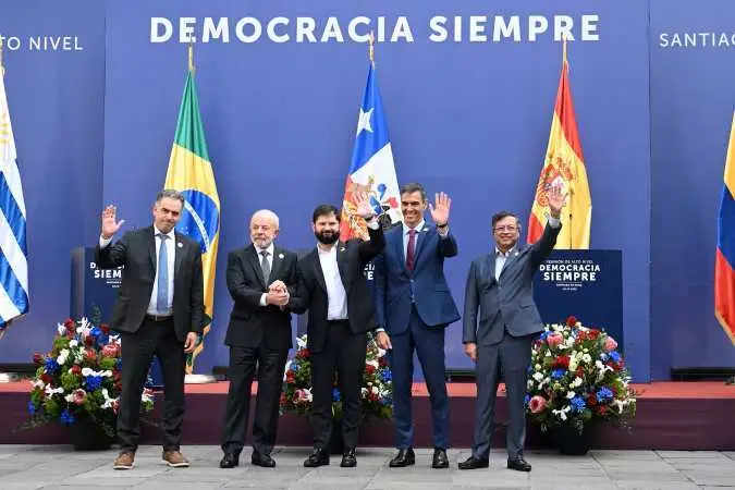 Defensa de la Democracia