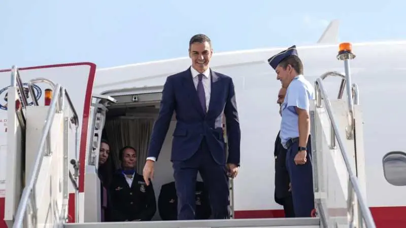 Pedro S&aacute;nchez llegando a la cumbre de Ankara