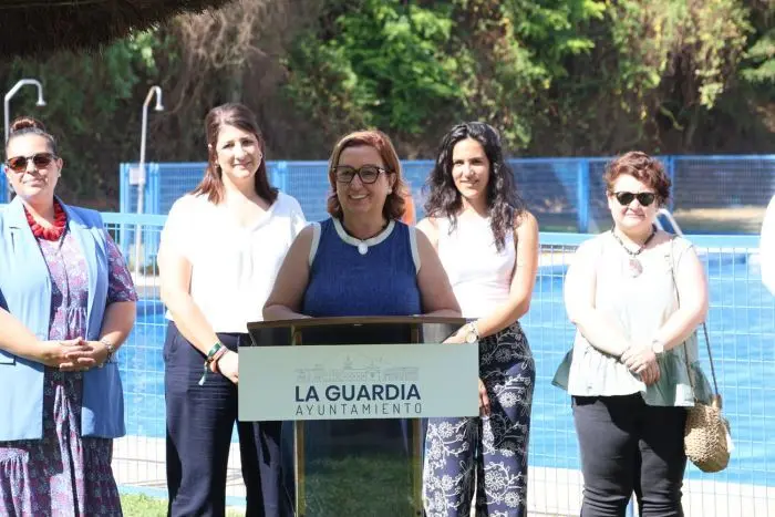 Cedillo-inaugura-las-nuevas-instalaciones-de-la-piscina-de-la-guardia