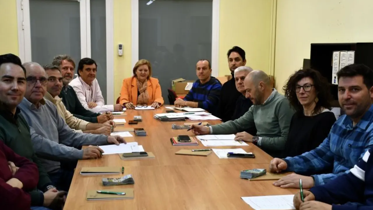 Marina-reunion-diputacion-aprueba-6-nuevos-senderos-4