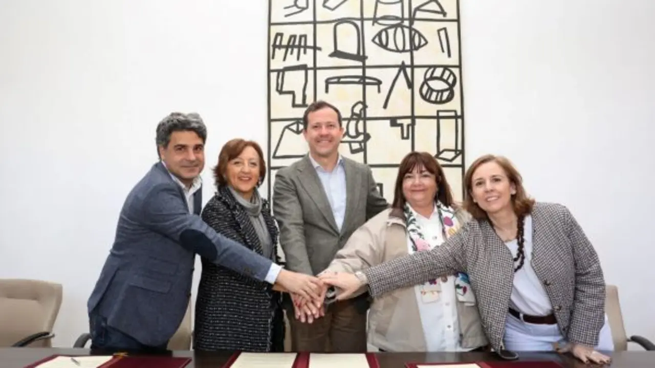 firma-convenio-2.23-03-26-1200x800