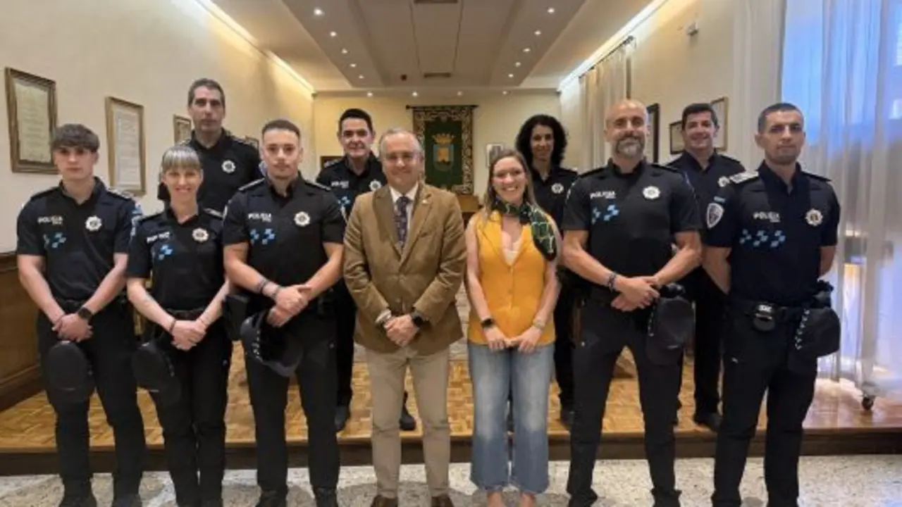 Polic&iacute;a