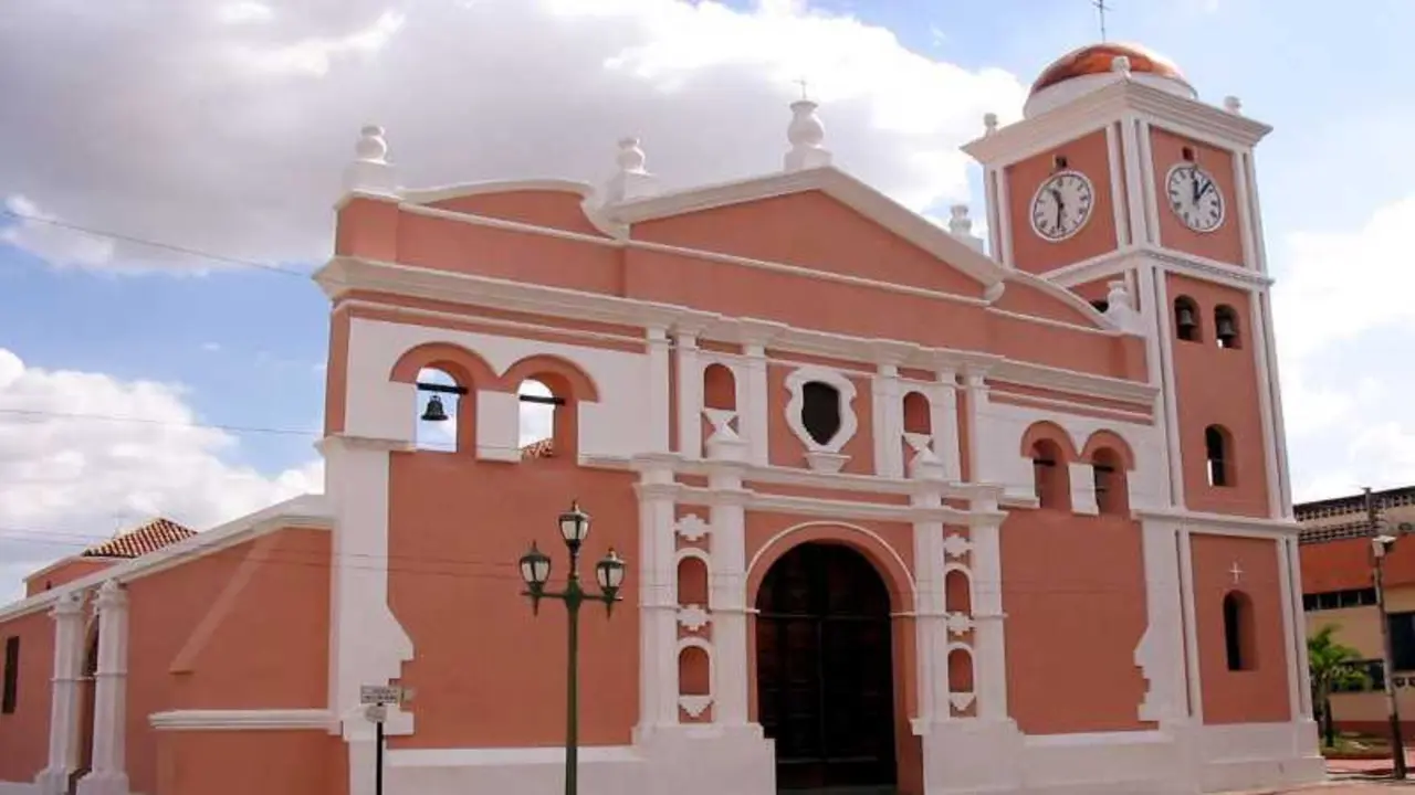 La Catedral de Nuestra Se&ntilde;ora del Pilar de Zaragoza fue construida entre 1770 y 1780 en Barinas, Venezuela