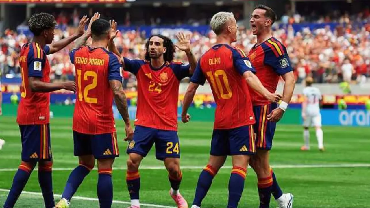 Selecci&oacute;n espa&ntilde;ola de futbol