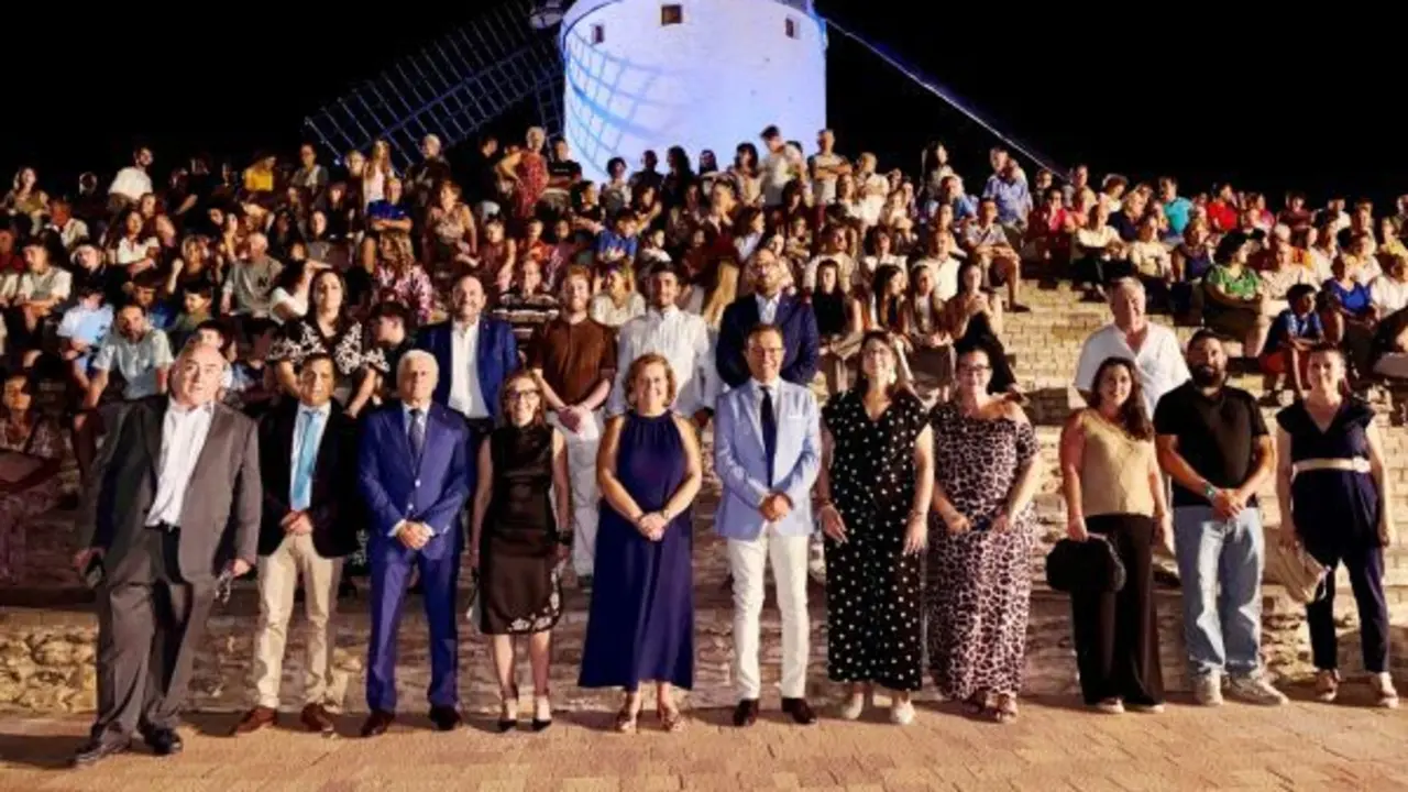 Cedillo-en-las-fiestas-de-camunas