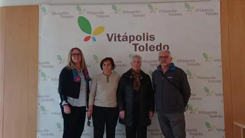 De izquierda a derecha. Virginia Marca Juste (directora), Luisa Mora Mora (presidenta), Amparo Lorente Muñoz (vicepresidenta), Joaquín Torres García (secretario)