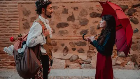 Monica y Emilio dan vida a sus personajes