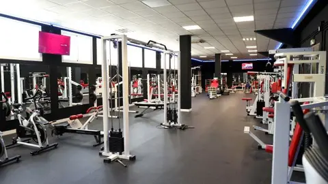 Nuevo 'look' para las instalaciones fitness del Pabellón de El Polígono