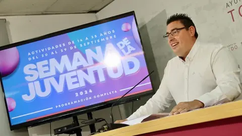 El concejal de Juventud durante la presentación de "La Semana de la Juventud"