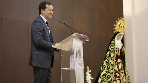 Alcalde presentacion Virgen de la Esperanza en su Soledad