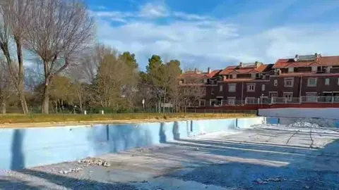Piscina en proceso de reforma