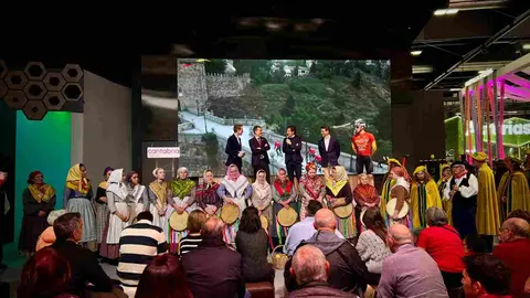 presentacion vuelta ciclista movimiento Ultreya