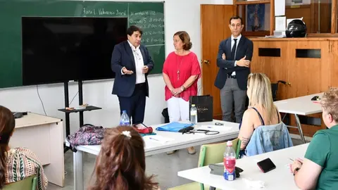 Cedillo visita efa oretana