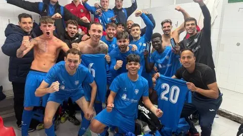 Los chicos del Benque celebrando la victoria