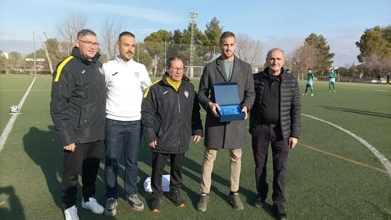 1 , Javier (director deportivo), Felix (presi), Jose Luis Alverola y Rafa del Grupo Automotor