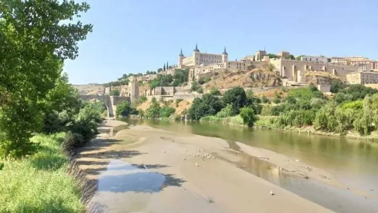 Descenso del caudal a su paso por Toledo. Eldiario.es