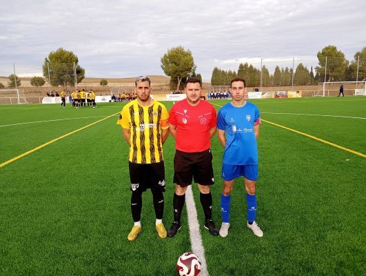 Capitanes y árbitro