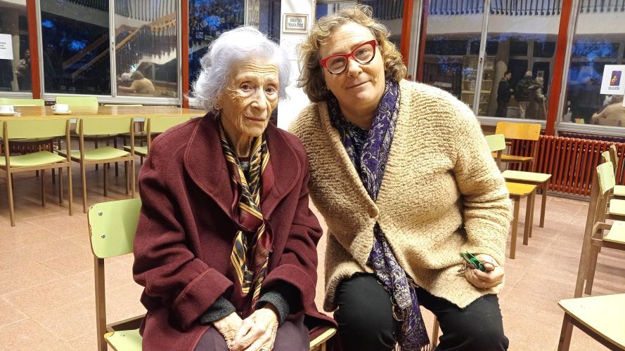 Pilar Gamero y su madre Encarnación Carrasco Martínez