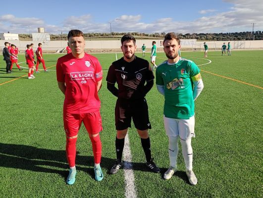 Capitanes y árbitro