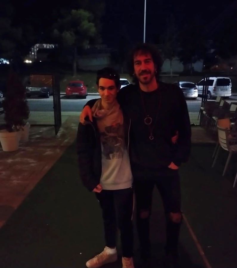 Capirote CPT Music junto al cantautor Poncho K en un encuentro que refleja el camino que el joven artista del Polígono está recorriendo para abrirse paso en el mundo de la música.